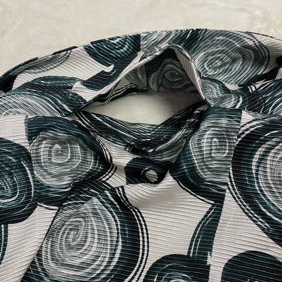 MaxMara Graphic Printed Trench Coat | 40 - Picture 5 of 11